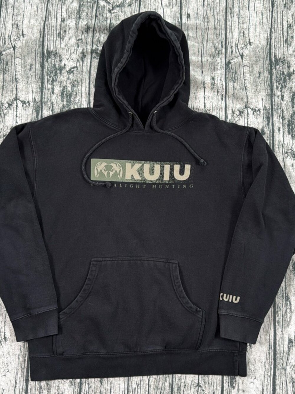 KUIU Ultralight Hunting Hoodie Men's Large(?) Black Pullover Kangaroo Pocket